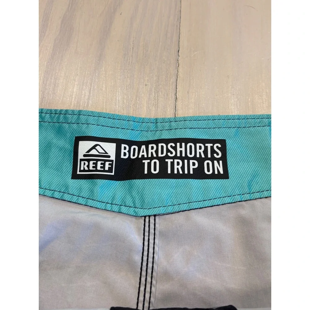 Reef Mens Fish Print Board Shorts Gray Black Performance‎ Surf Swim Trunks 36-37